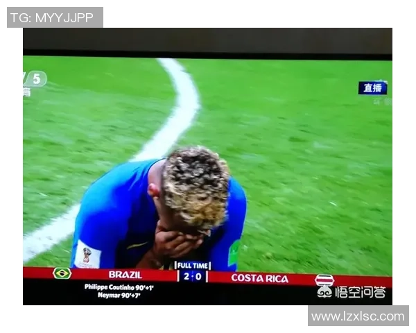 足球明星的综艺盛宴:球场之外的精彩生活与幽默瞬间